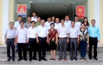 Bí thư Thành ủy gặp mặt đại biểu dự Đại hội XI Công đoàn Việt Nam