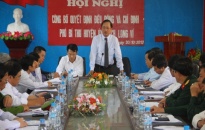 Bí thư Thành ủy Nguyễn Văn Thành làm việc tại huyện đảo Bạch Long Vỹ