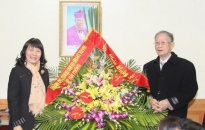 Phó bí thư thường trực Thành ủy Nguyễn Thị Nghĩa thăm Hội thánh Tin lành