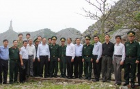Bí thư Thành ủy Nguyễn Văn Thành thăm đảo đèn Long Châu
