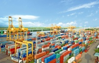 Tìm giải pháp xử lý ách tắc hàng hóa tại cảng
