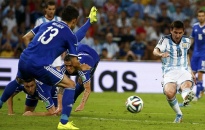 Argentina 2-1 Bosnia: Messi lập đại công