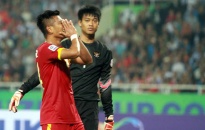 Việt Nam 2-2 Indonesia: Công làm thủ phá