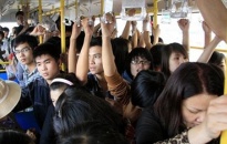 Xe buýt là nơi dễ bị quấy rối tình dục