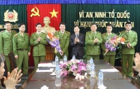 CATP khen thưởng Công an huyện Kiến Thụy