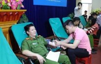 Đoàn thanh niên Cảnh sát PCCC: Hơn 180 CBCS, đoàn viên hiến máu