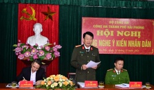 Đại tá Đào Quang Trường - Phó Giám đốc CATP lắng nghe ý kiến Nhân dân về lực lượng Công an cơ sở tại phường Cầu Đất (Ngô Quyền)
