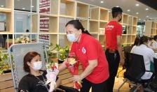 Hàng trăm người lao động tham gia hiến máu hưởng ứng 'Hành trình Đỏ'