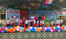 Hội Chữ thập đỏ thành phố tặng quà trẻ em nhân dịp Tết Trung thu 2022