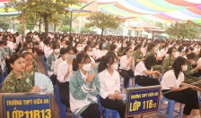 Truyền thông về sức khỏe sinh sản vị thành niên cho gần 1.700 học sinh trường THPT Kiến An