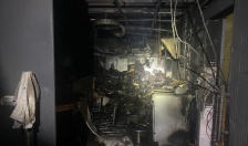 Cứu 2 bà cháu thoát nạn trong đám cháy nhà ở phường Hạ Lý, quận Hồng Bàng
