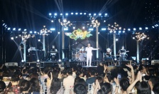 chương trình liveshow ca nhạc Sóng số 4 “Ánh hào quang” thu hút đông đảo người yêu âm nhạc thành phố