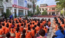 Thực tập phương án chữa cháy tại trường Tiểu học Hải Thành (quận Dương Kinh)