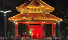 Sôi nổi chương trình biểu diễn nghệ thuật tại Nhà kèn trong vườn hoa Nguyễn Du