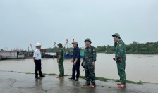 Phó Chủ tịch UBND huyện Kiến Thuỵ kiểm tra công tác phòng, chống bão số 2