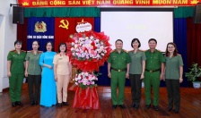 Hội Phụ nữ Công an quận Hồng Bàng biểu dương 7 nữ cán bộ hội viên có thành tích xuất sắc