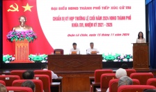 Đồng chí Lê Trung Kiên - Ủy viên Ban Thường vụ Thành ủy, Trưởng ban Ban quản lý Khu kinh tế Hải Phòng tiếp xúc cử tri tại quận Lê Chân