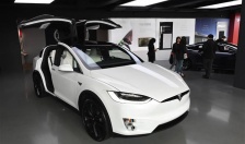 Hãng xe Tesla của tỷ phú Elon Musk bị điều tra tại Mỹ