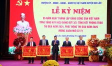 Huyện An Lão: gặp mặt kỷ niệm 95 năm Ngày thành lập Đảng Cộng sản Việt Nam (3/2/1930 *3/2/2025); Trao tặng Huy hiệu Đảng Đợt 3/2/2025