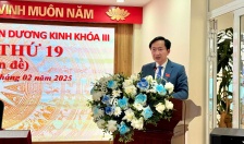 Kỳ họp thứ 19 HĐND quận Dương Kinh khoá III: Thông qua một số nội dung quan trọng về sắp xếp tổ chức bộ máy, tinh giảm biên chế 