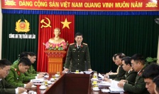 Đại tá Phạm Viết Dũng, Phó Giám đốc Công an thành phố làm việc với Công an các xã, thị trấn thuộc địa bàn huyện An Lão