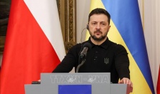 Tổng thống Ukraine sẵn sàng đàm phán ngừng bắn vô điều kiện với Nga