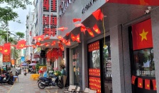 Hải Phòng ngập tràn sắc thắm cờ hoa 