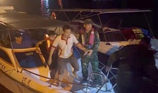 BĐBP thành phố Hải Phòng cứu thành công 6 thuyền viên bị nạn trên vùng biển Cát Bà