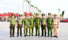 Hoàn thiện phương án bảo đảm ANTT, TTATGT, PCCC&CNCH Chương trình tổng duyệt Lễ hội Hoa phượng đỏ - Hải Phòng năm 2025   