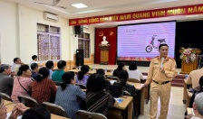 180 người được tuyên truyền, phổ biến pháp luật về ATGT