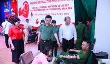 Ngày hội hiến máu tình nguyện “Giọt hồng CBCS Công an – Vì hạnh phúc nhân dân”: 600 CBCS Công an thành phố đăng ký hiến 444 đơn vị máu