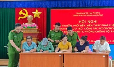 Công an phường Anh Dũng, quận Dương Kinh: Nâng cao ý thức pháp luật cho các cơ sở lưu trú trên địa bàn