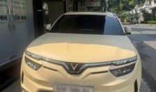 Đã có 3 xe sang nhưng chủ xe vẫn quyết chốt VinFast VF 8 vì “xe điện thích hơn hẳn”