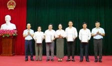 Công bố, bàn giao hồ sơ “Điều chỉnh quy hoạch phân khu xây dựng tỷ lệ 1/2000 Khu công nghiệp Thủy Nguyên”