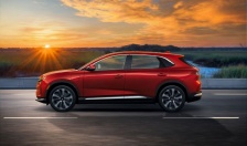 Chuyên gia nói về VinFast VF 8: Mẫu SUV điện toàn diện nhất trong tầm giá