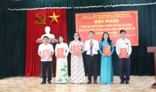 Phường An Phong công bố các Quyết định về tổ chức bộ máy và công tác cán bộ