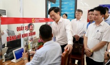 Đồng chí Phạm Văn Lập, Phó Bí thư Thành uỷ, Chủ tịch Ủy ban MTTQ Việt Nam thành phố kiểm tra việc vận hành chính quyền địa phương 2 cấp