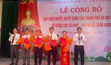 Xã Chấn Hưng Công bố các nghị quyết, quyết định của thành phố và địa phương về công tác tổ chức, cán bộ xã