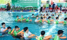 Hướng dẫn kỹ năng phòng, chống đuối nước; cứu người bị đuối nước và thoát nạn khỏi vùng nước xoáy