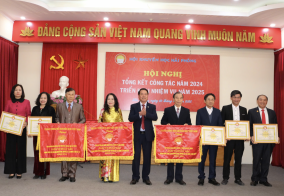 Phát triển và sử dụng hiệu quả các nguồn quỹ khuyến học