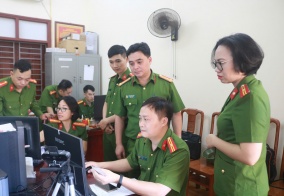 Đẩy mạnh triển khai phần mềm quản lý đối tượng theo chức năng của Công an cấp xã