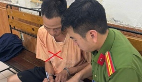 Công an thành phố tạm giữ đối tượng kéo lê bé trai trên vỉa hè tại phường Bạch Đằng