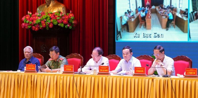 Cử tri huyện An Dương: Đề nghị Chính phủ ủng hộ thành lập Khu Thương mại tự do tại Hải Phòng 