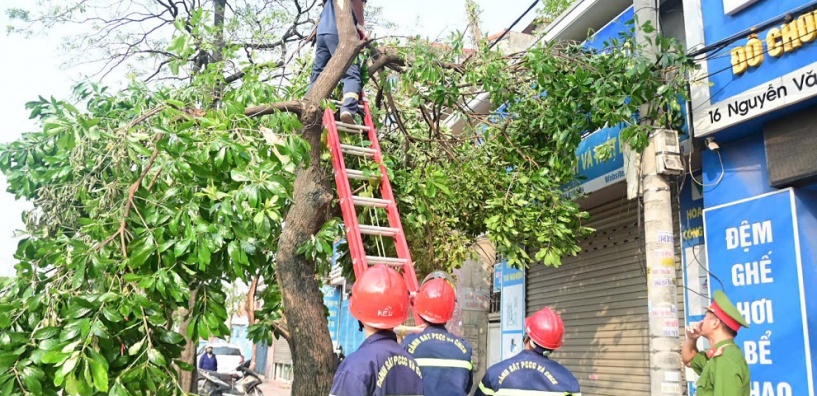 Lực lượng Cảnh sát PCCC và CNCH:  Sát cánh cùng nhân dân trong cơn bão số 3