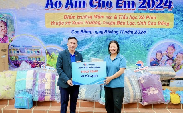 Chương trình “Áo ấm cho em 2024” tại tỉnh Cao Bằng 