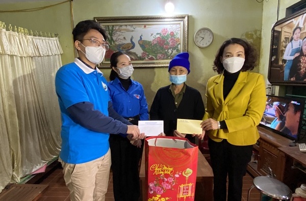 Hội LHPN quận Kiến An: Thăm, tặng quà trẻ em mồ côi, phụ nữ đơn thân, khuyết tật có hoàn cảnh đặc biệt khó khăn