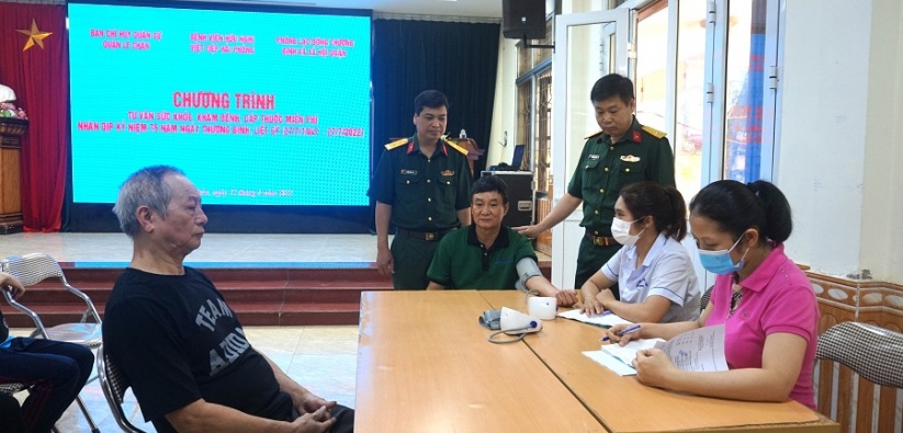 Quận Lê Chân:  Khám, tư vấn, cấp phát thuốc miễn phí cho người có công trên địa bàn 