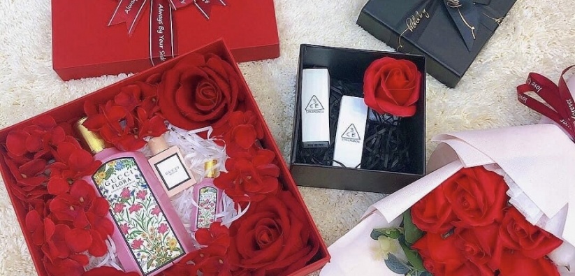 Thị trường quà tặng Valentine: Các kênh mua sắm online được nhiều người ưa chuộng