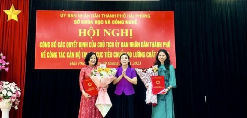 Công bố các Quyết định của Chủ tịch UBND thành phố về công tác cán bộ tại Chi cục Tiêu chuẩn Đo lường Chất lượng