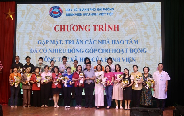 8 tháng đầu năm, Bệnh viện Hữu nghị Việt Tiệp kêu gọi trợ giúp người bệnh tổng số tiền trên 750 triệu đồng 